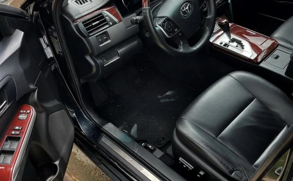 Camry - Foto #4 do anúncio à venda de Carro clássico