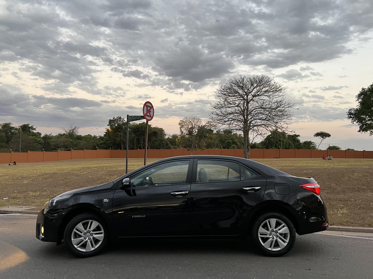 Corolla - Foto #4 do anúncio à venda de Carro clássico