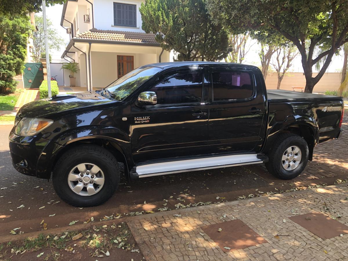 Hilux - Foto #3 do anúncio à venda de Carro clássico