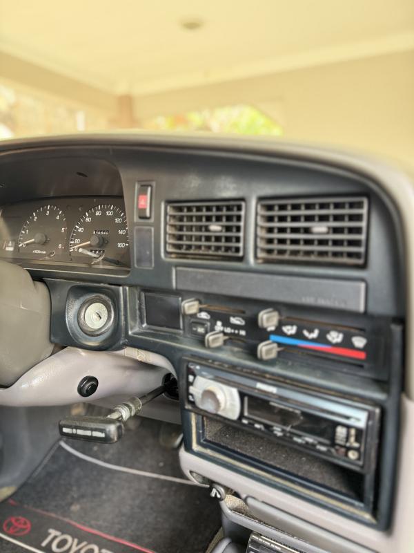 Hilux - Foto #19 do anúncio à venda de Carro clássico