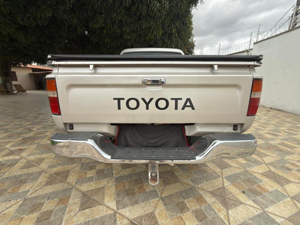 Hilux - Foto #8 do anúncio à venda de Carro clássico