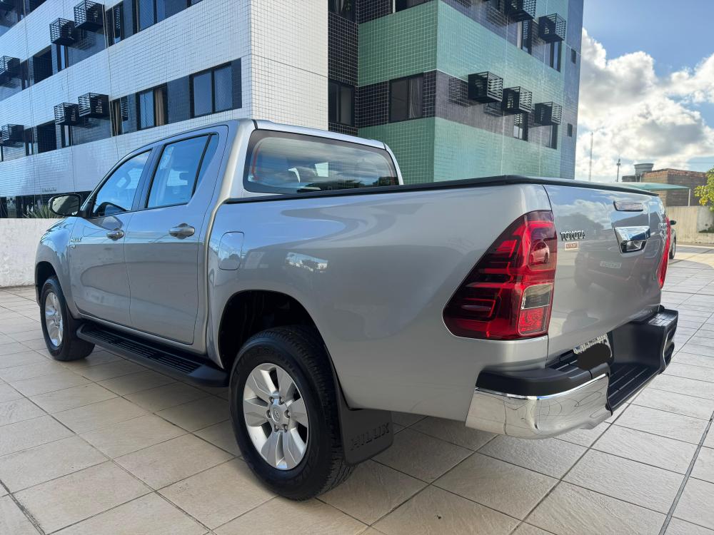 Hilux - Foto #16 do anúncio à venda de Carro clássico