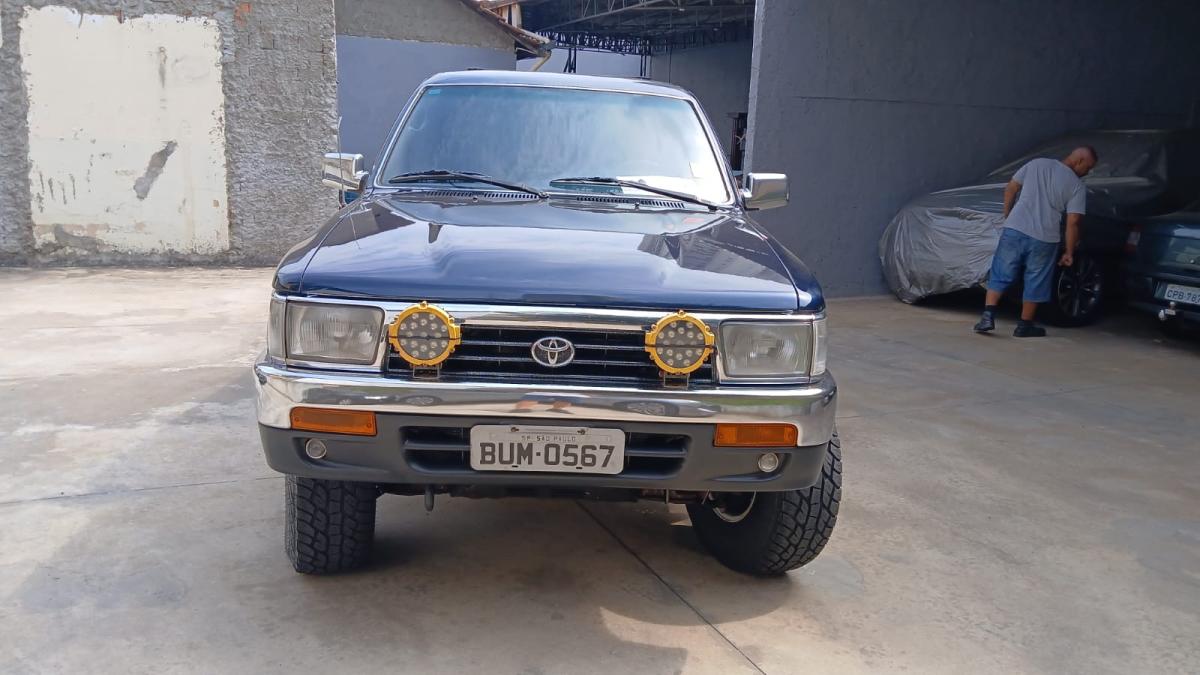 Hilux SW4 - Foto #8 do anúncio à venda de Carro clássico