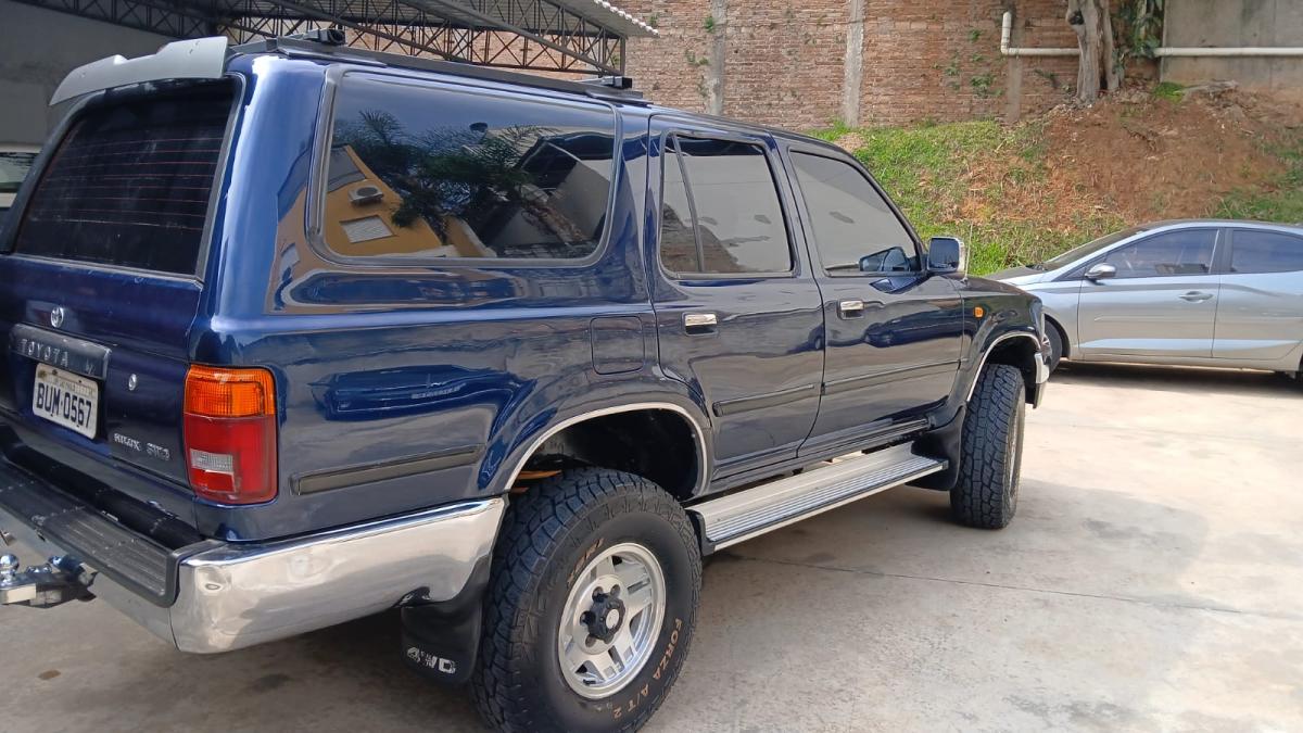 Hilux SW4 - Foto #13 do anúncio à venda de Carro clássico