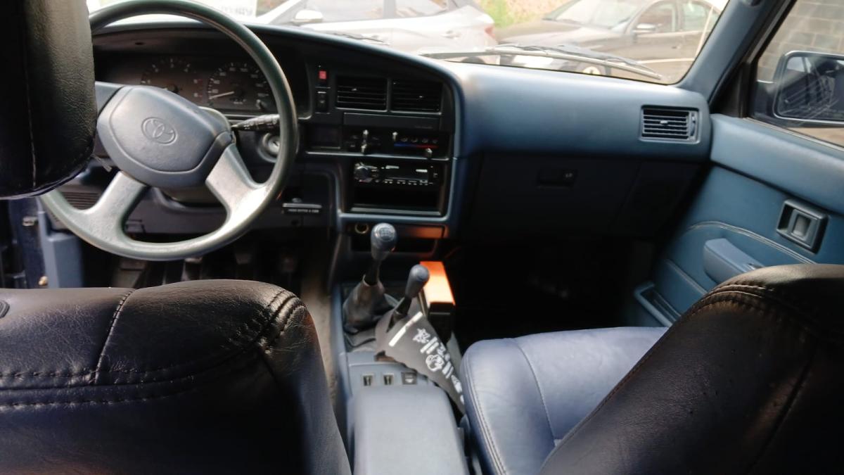 Hilux SW4 - Foto #17 do anúncio à venda de Carro clássico