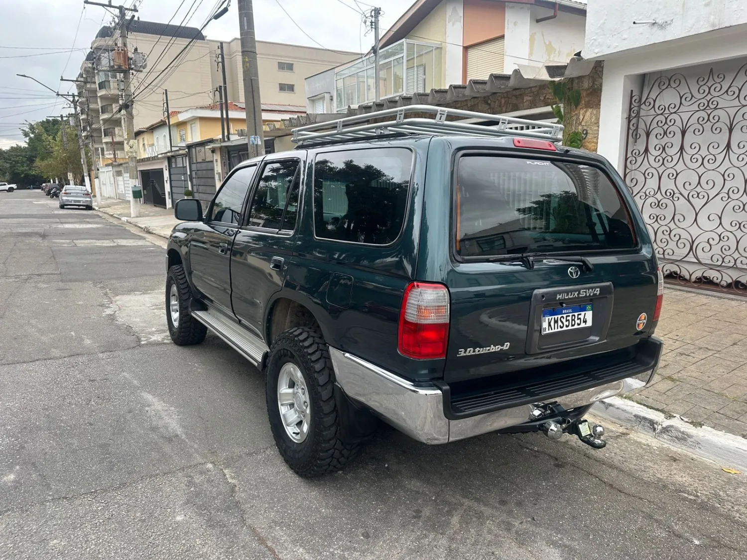 Hilux SW4 - Foto #4 do anúncio à venda de Carro clássico