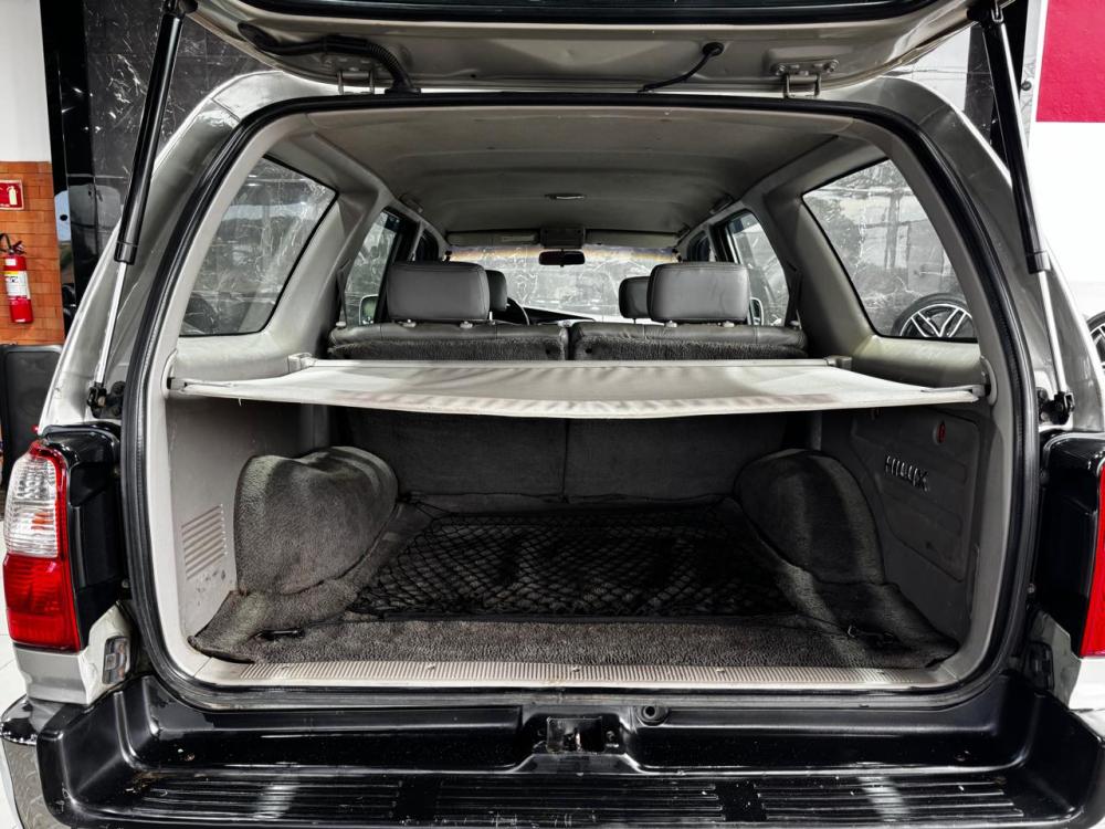 Hilux SW4 - Foto #7 do anúncio à venda de Carro clássico