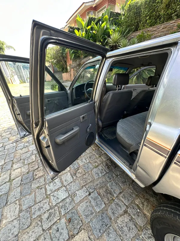 Hilux - Foto #16 do anúncio à venda de Carro clássico