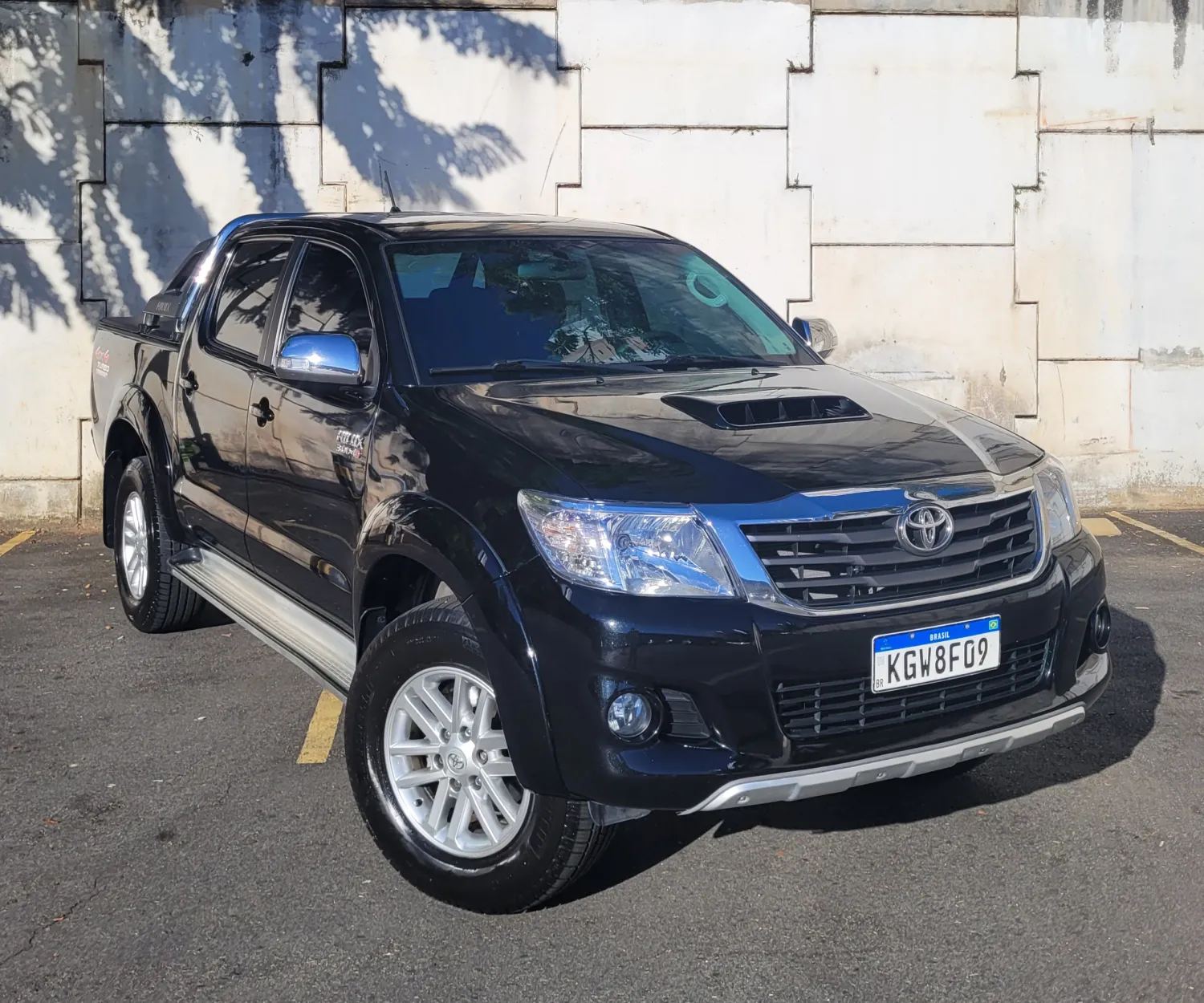Hilux - Foto #2 do anúncio à venda de Carro clássico