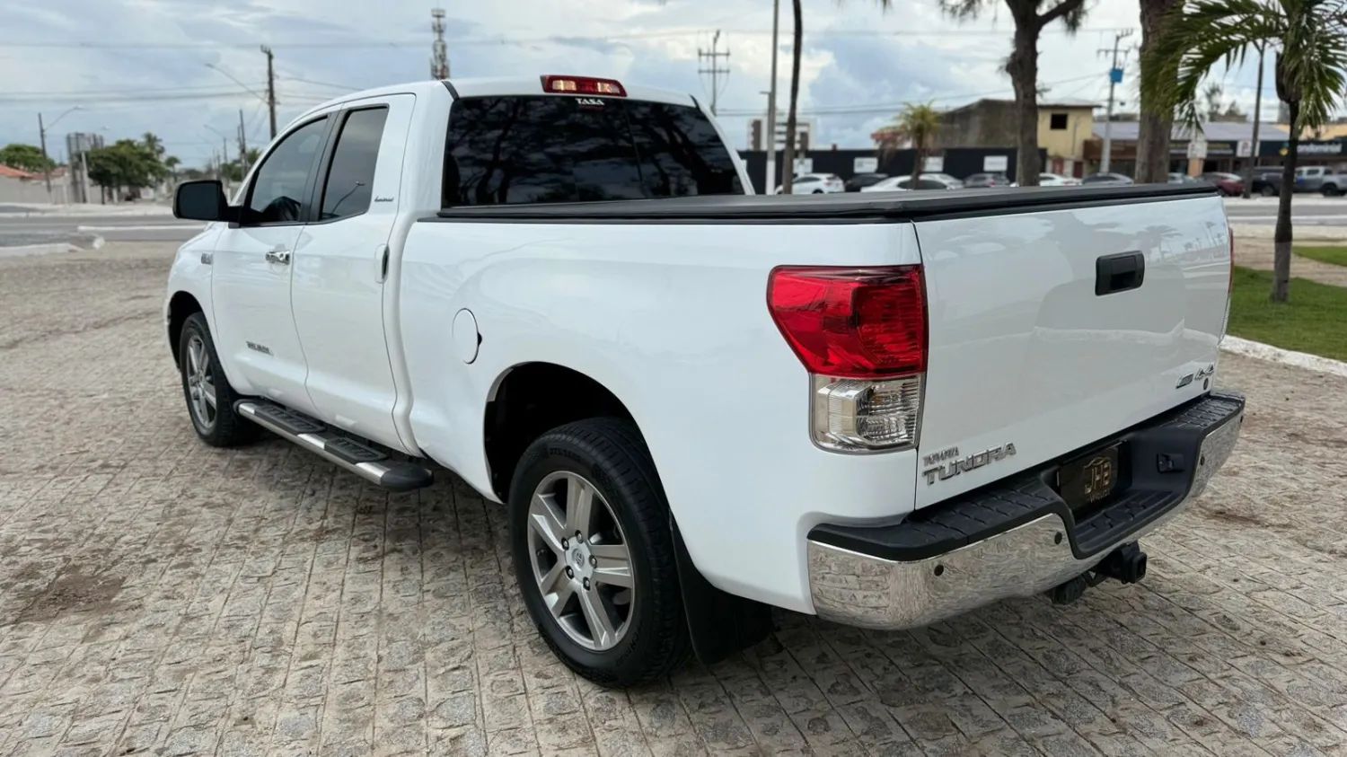 Tundra - Foto #5 do anúncio à venda de Carro clássico