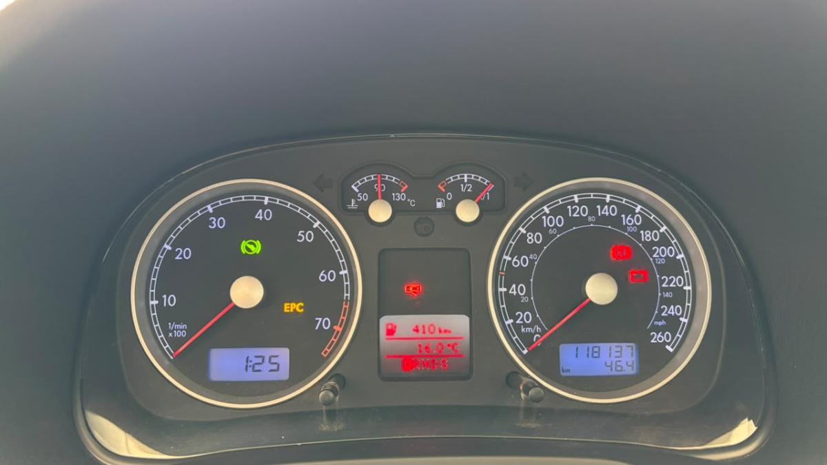 avv-volkswagen-bora-2-0-automatico-venda-pjjd9wc-imagem-019