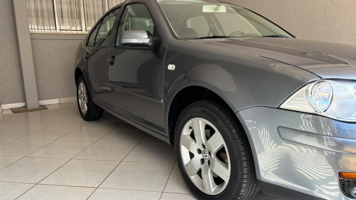 avv-volkswagen-bora-2-0-automatico-venda-pjjd9wc-imagem-024