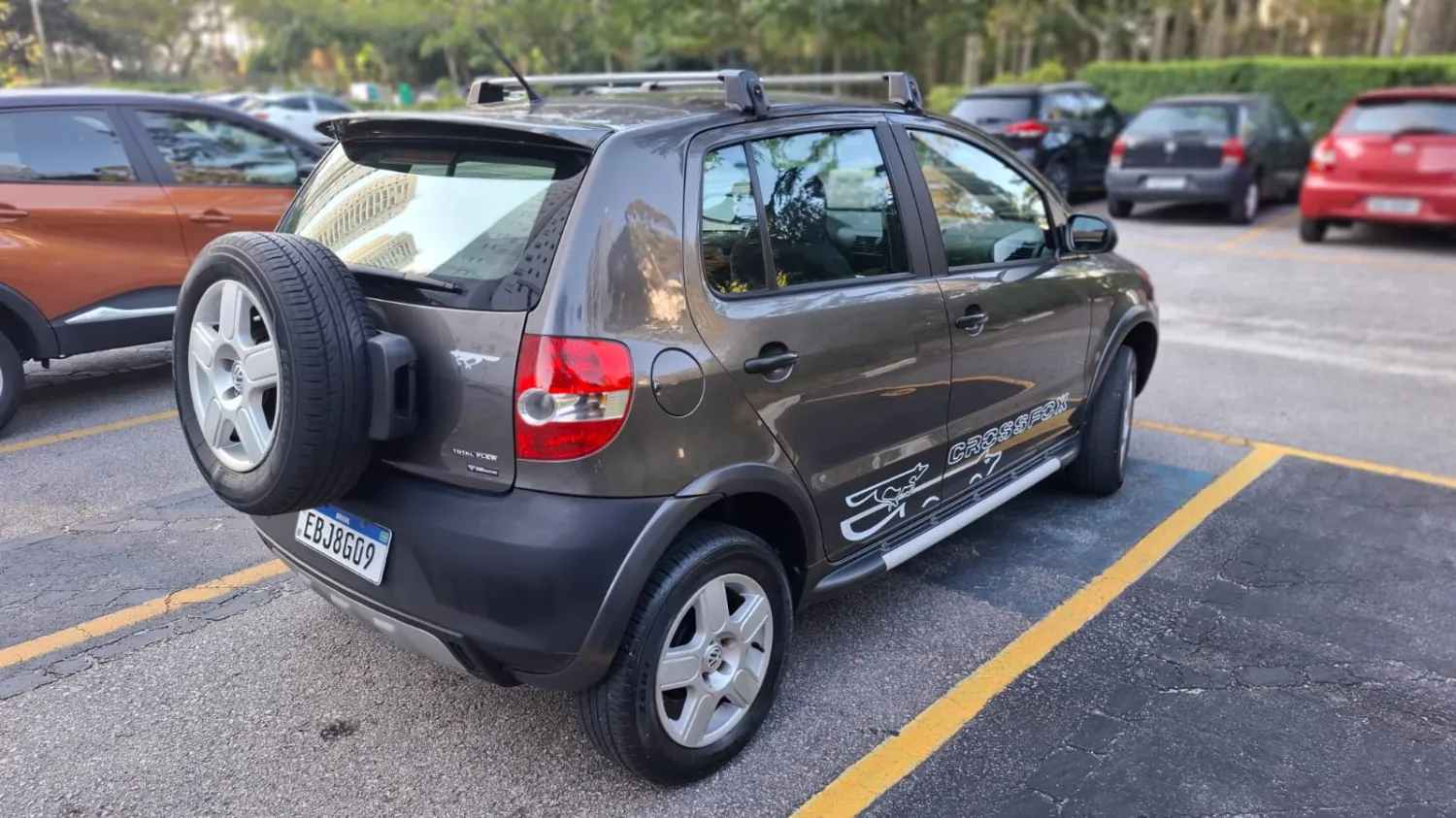 Crossfox - Foto #3 do anúncio à venda de Carro clássico