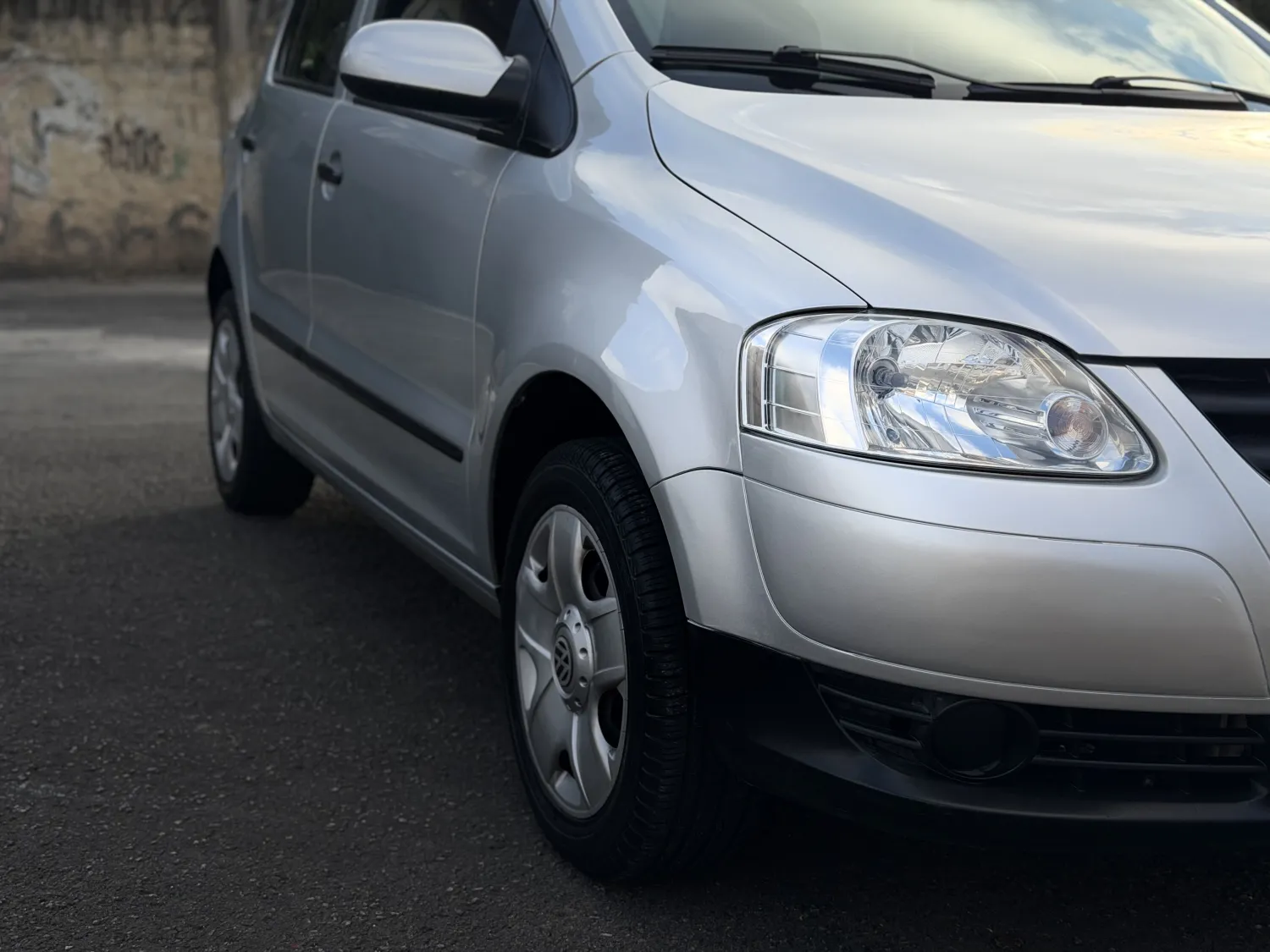 avv-volkswagen-fox-1-0-plus-completo-venda-jn8cttg-imagem-010