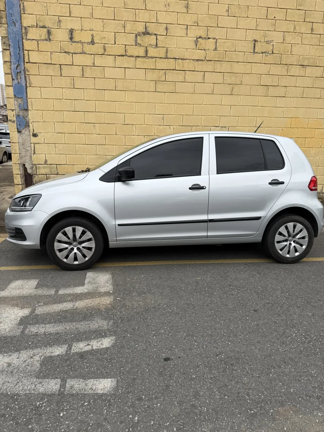 avv-volkswagen-fox-venda-a5ea62a-imagem-002