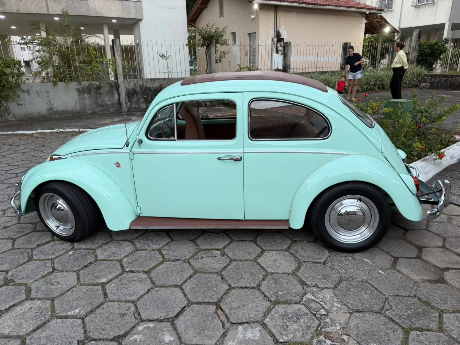 avv-volkswagen-fuscavenda-umb4221-imagem-001