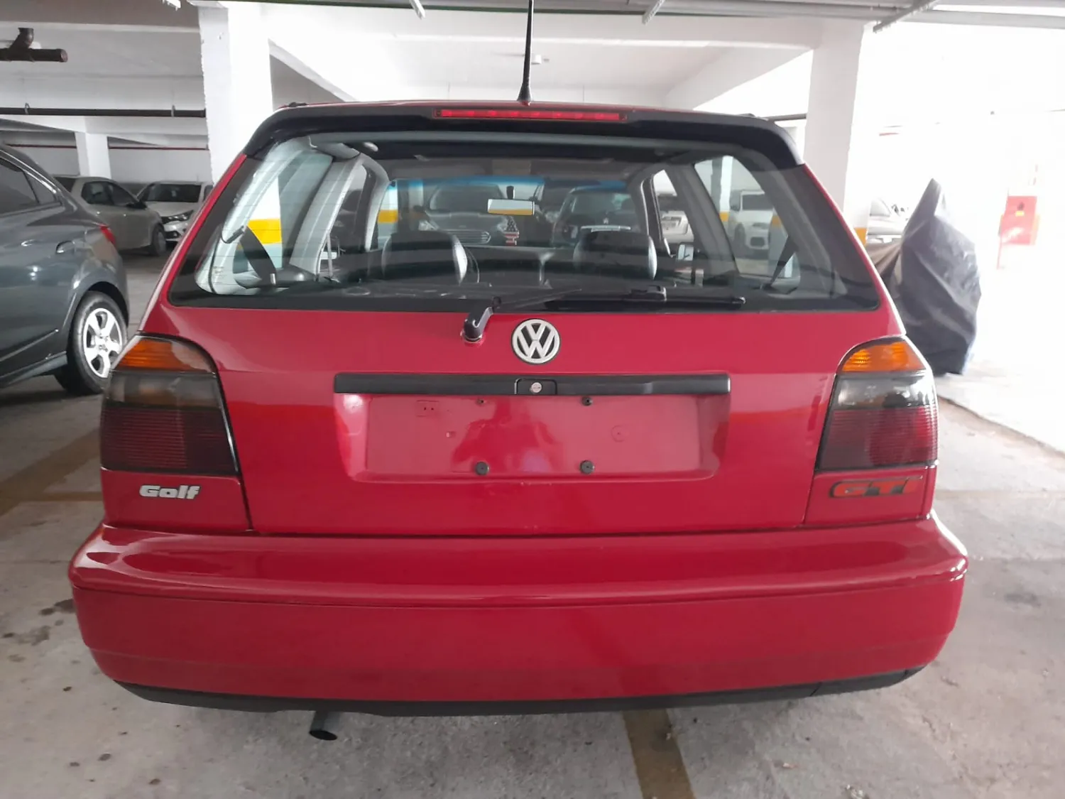 avv-volkswagen-golf-gti-venda-g5oaztr-imagem-020