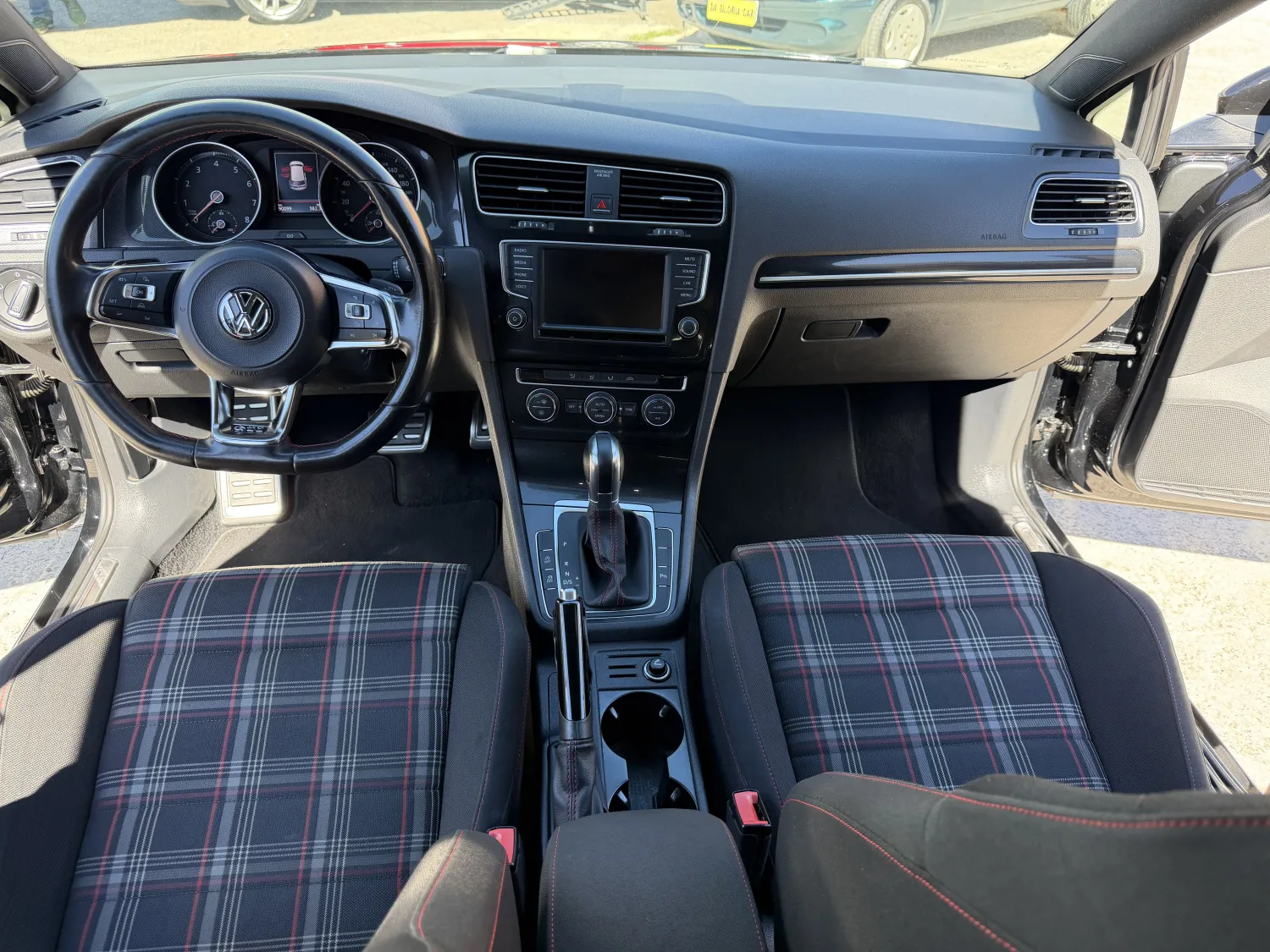 avv-volkswagen-golf-venda-11a921c-imagem-002