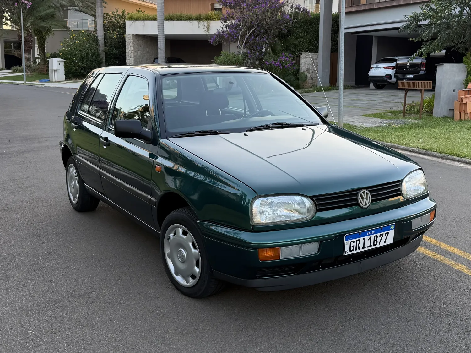 avv-volkswagen-golf-venda-3ece930-imagem-002