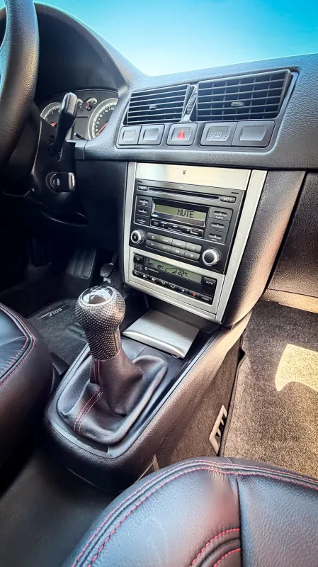 avv-volkswagen-golf-venda-89dd2c9-imagem-011