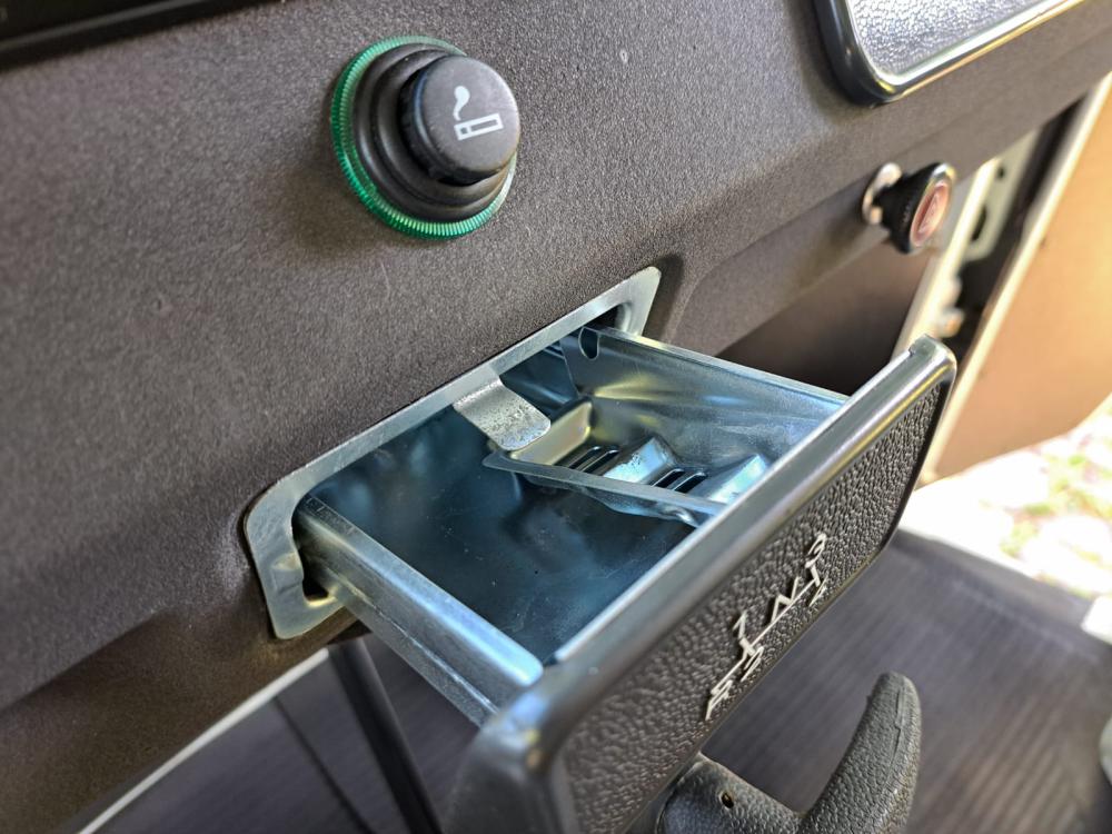 Kombi - Foto #8 do anúncio à venda de Carro clássico