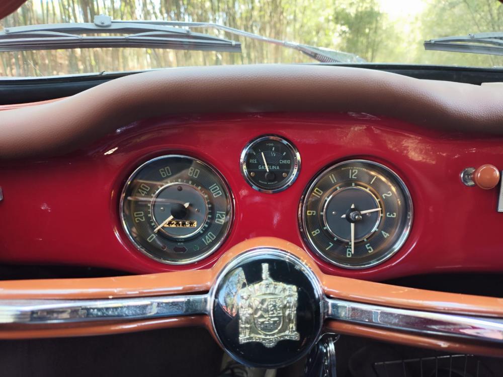 Karmann Ghia - Foto #5 do anúncio à venda de Carro clássico