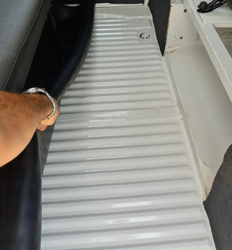 Kombi - Foto #20 do anúncio à venda de Carro clássico