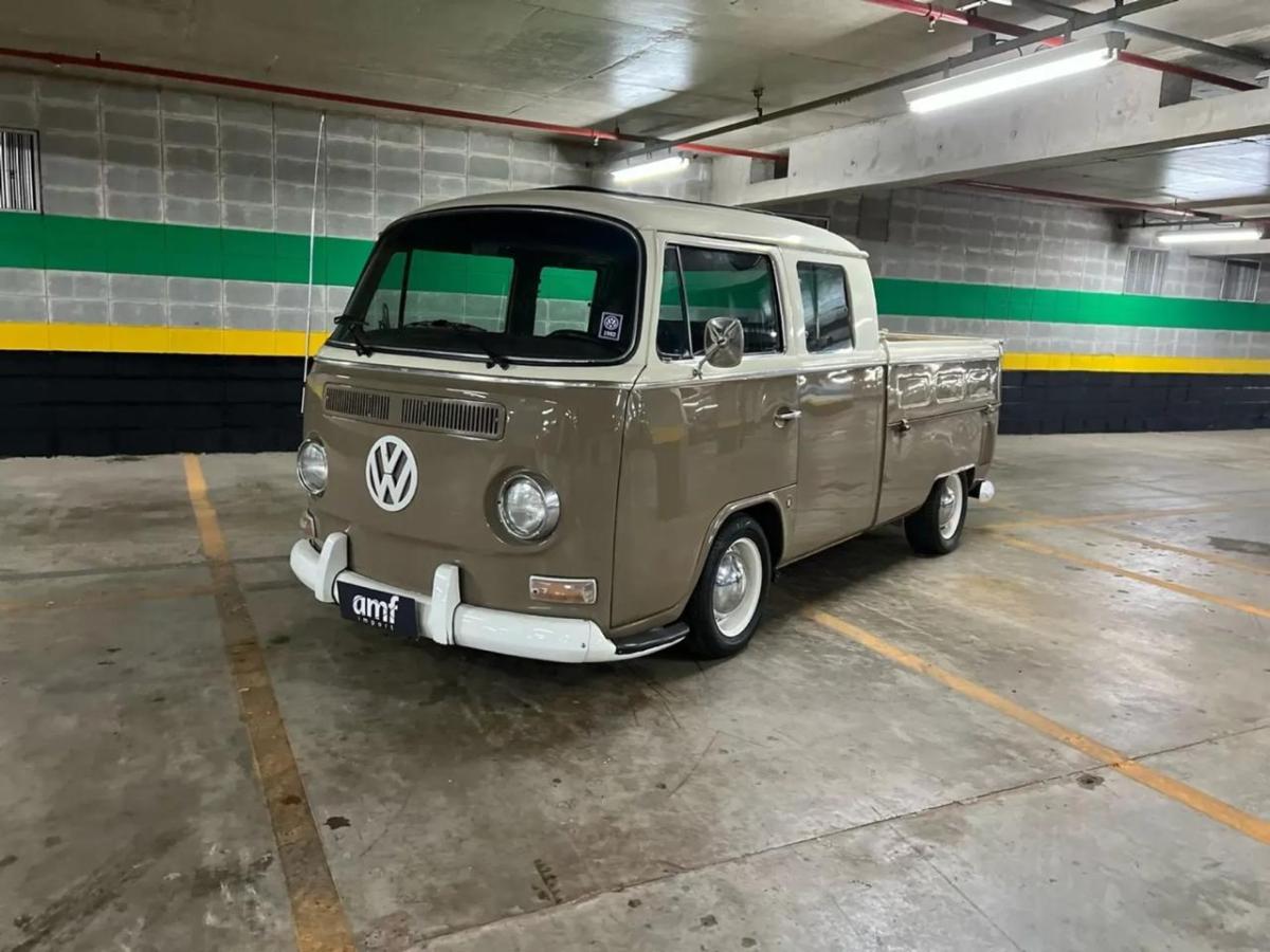 Kombi - Foto #5 do anúncio à venda de Carro clássico