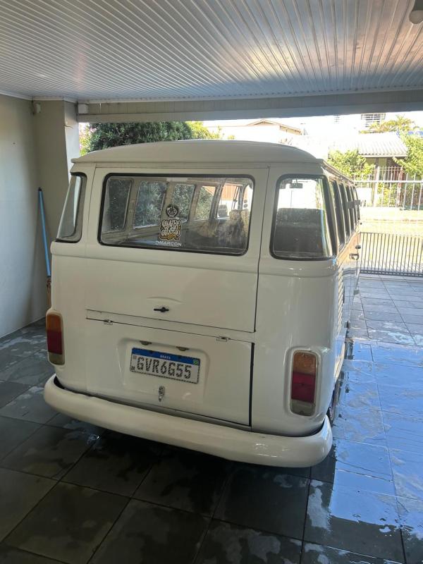 Kombi - Foto #7 do anúncio à venda de Carro clássico
