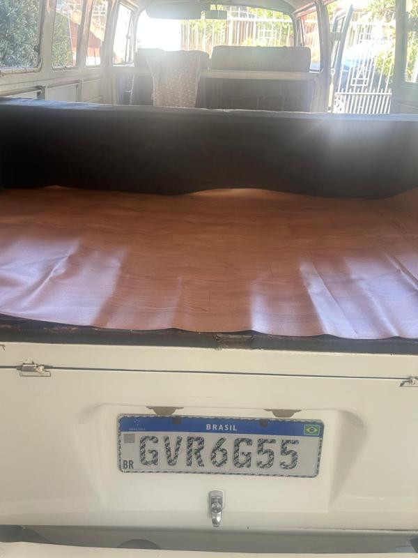 Kombi - Foto #9 do anúncio à venda de Carro clássico