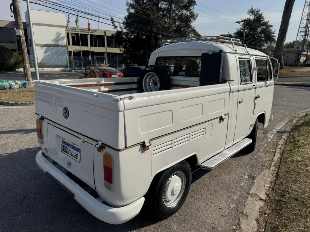 Kombi - Foto #14 do anúncio à venda de Carro clássico