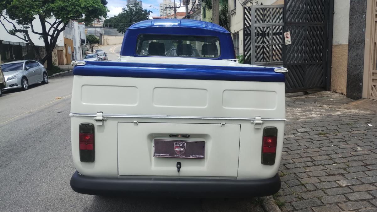 Kombi - Foto #7 do anúncio à venda de Carro clássico