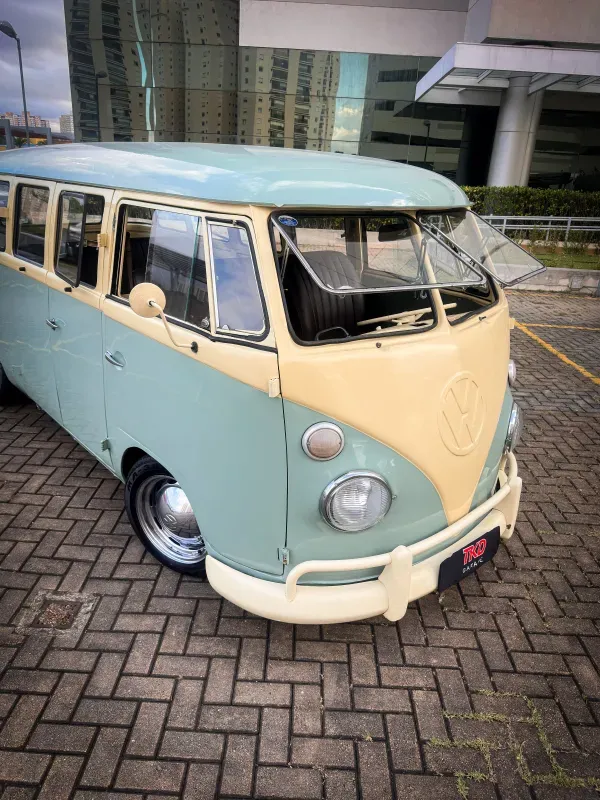 Kombi - Foto #13 do anúncio à venda de Carro clássico