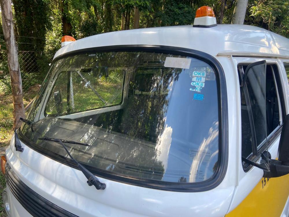 Kombi - Foto #14 do anúncio à venda de Carro clássico