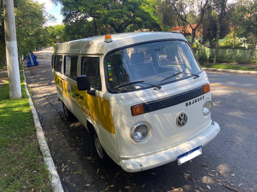Kombi - Foto #26 do anúncio à venda de Carro clássico