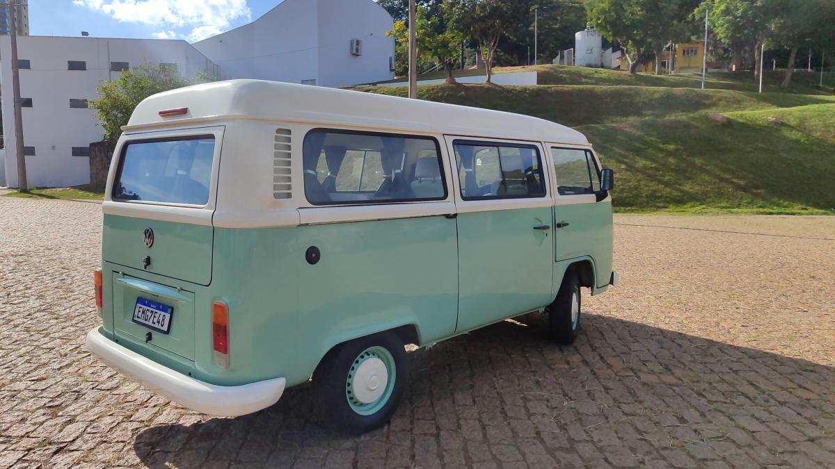 Kombi - Foto #6 do anúncio à venda de Carro clássico