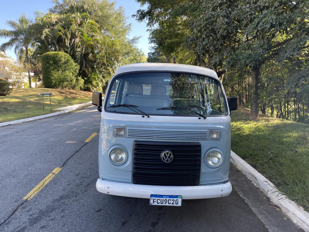 Kombi - Foto #8 do anúncio à venda de Carro clássico
