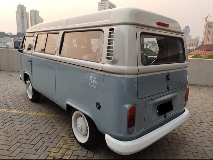 Kombi - Foto #4 do anúncio à venda de Carro clássico