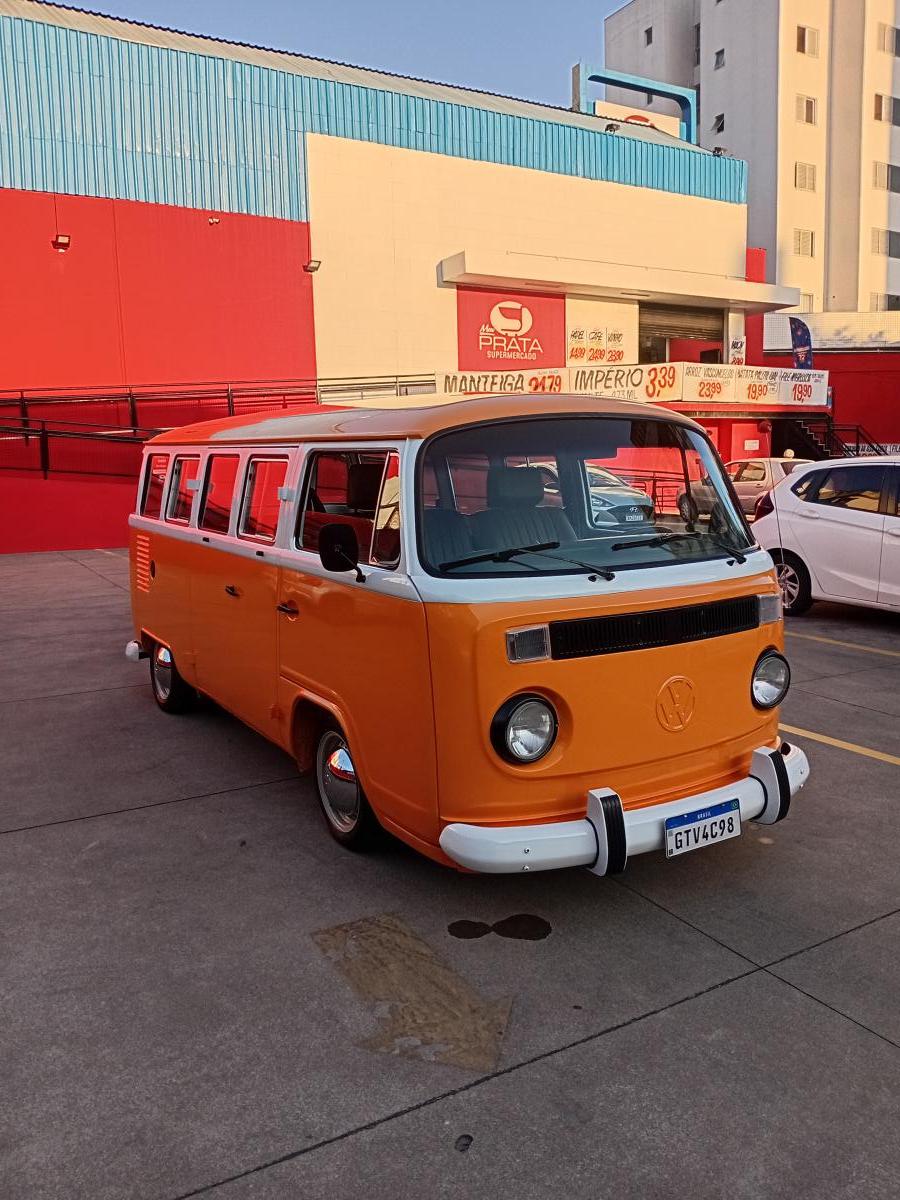 Kombi - Foto #11 do anúncio à venda de Carro clássico