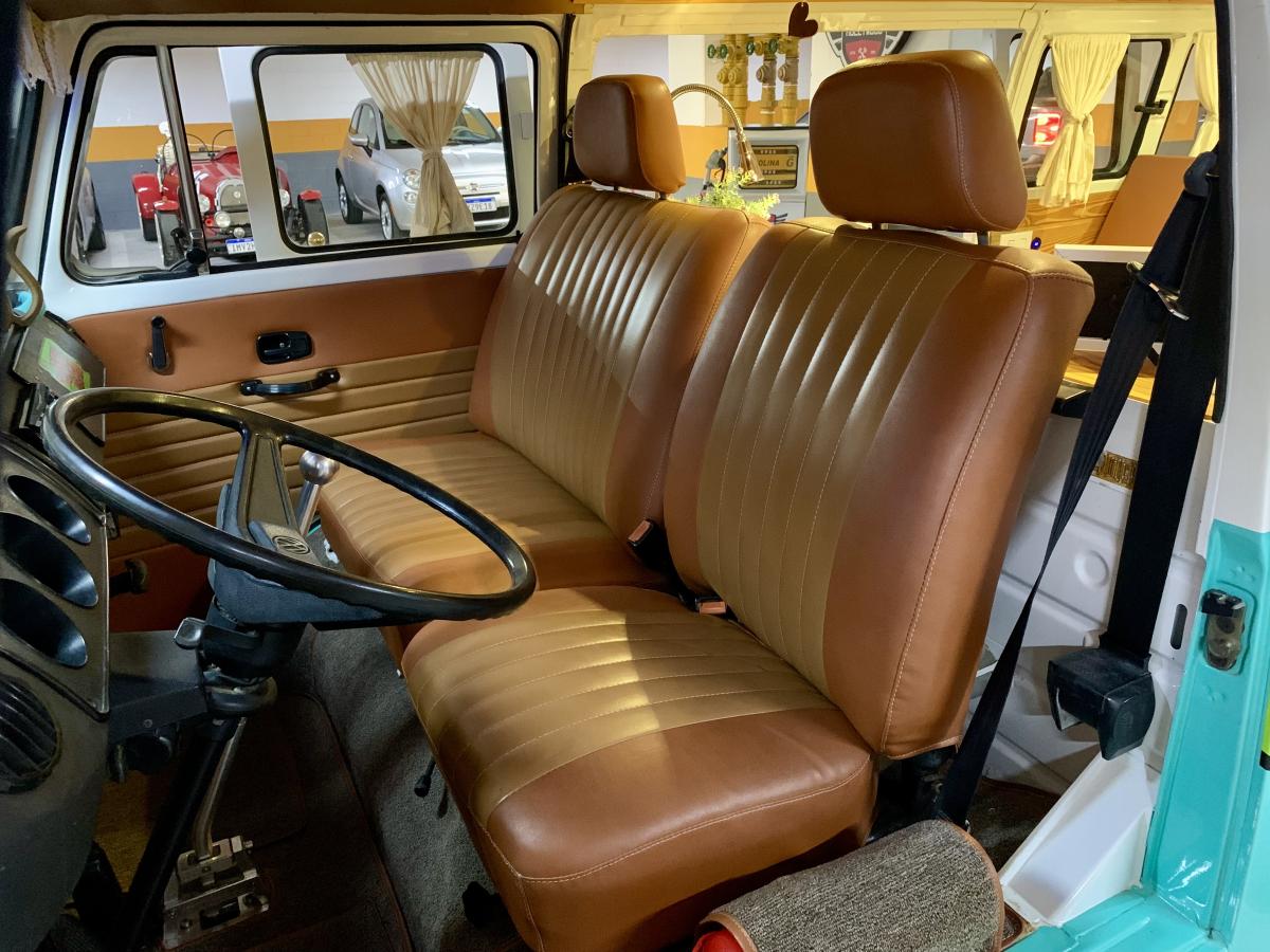 Kombi - Foto #13 do anúncio à venda de Carro clássico