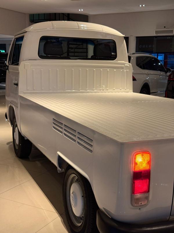 Kombi - Foto #7 do anúncio à venda de Carro clássico