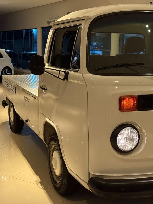 Kombi - Foto #8 do anúncio à venda de Carro clássico
