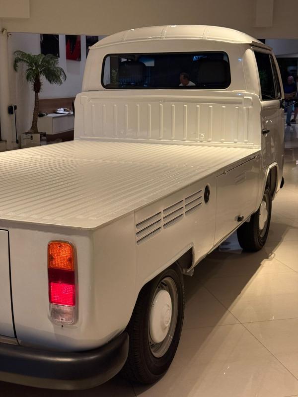 Kombi - Foto #16 do anúncio à venda de Carro clássico
