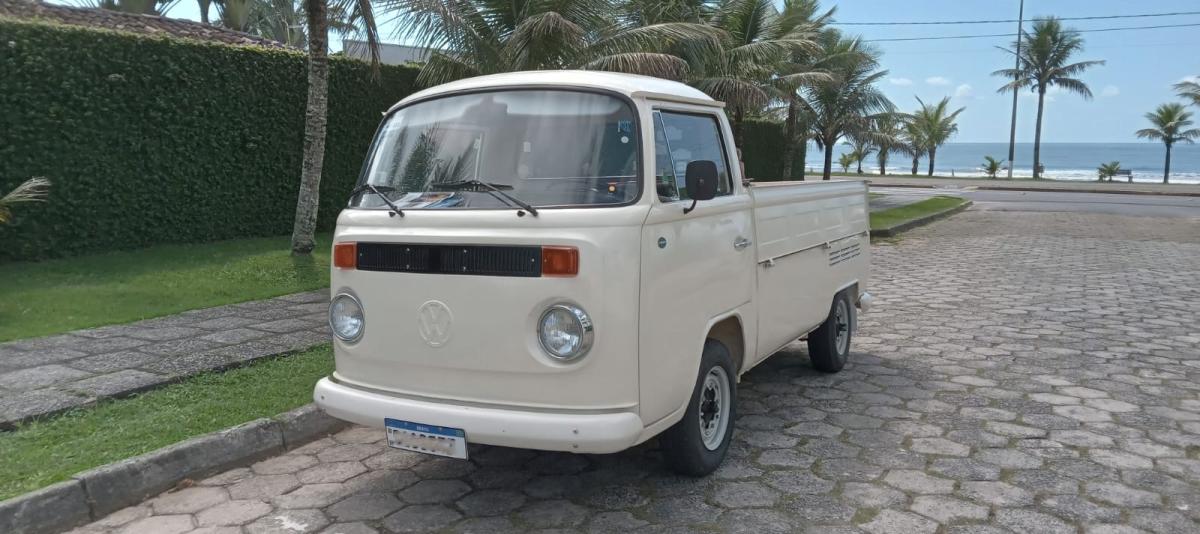 Kombi - Foto #7 do anúncio à venda de Carro clássico