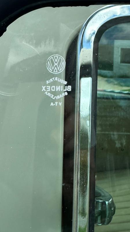 Kombi - Foto #13 do anúncio à venda de Carro clássico