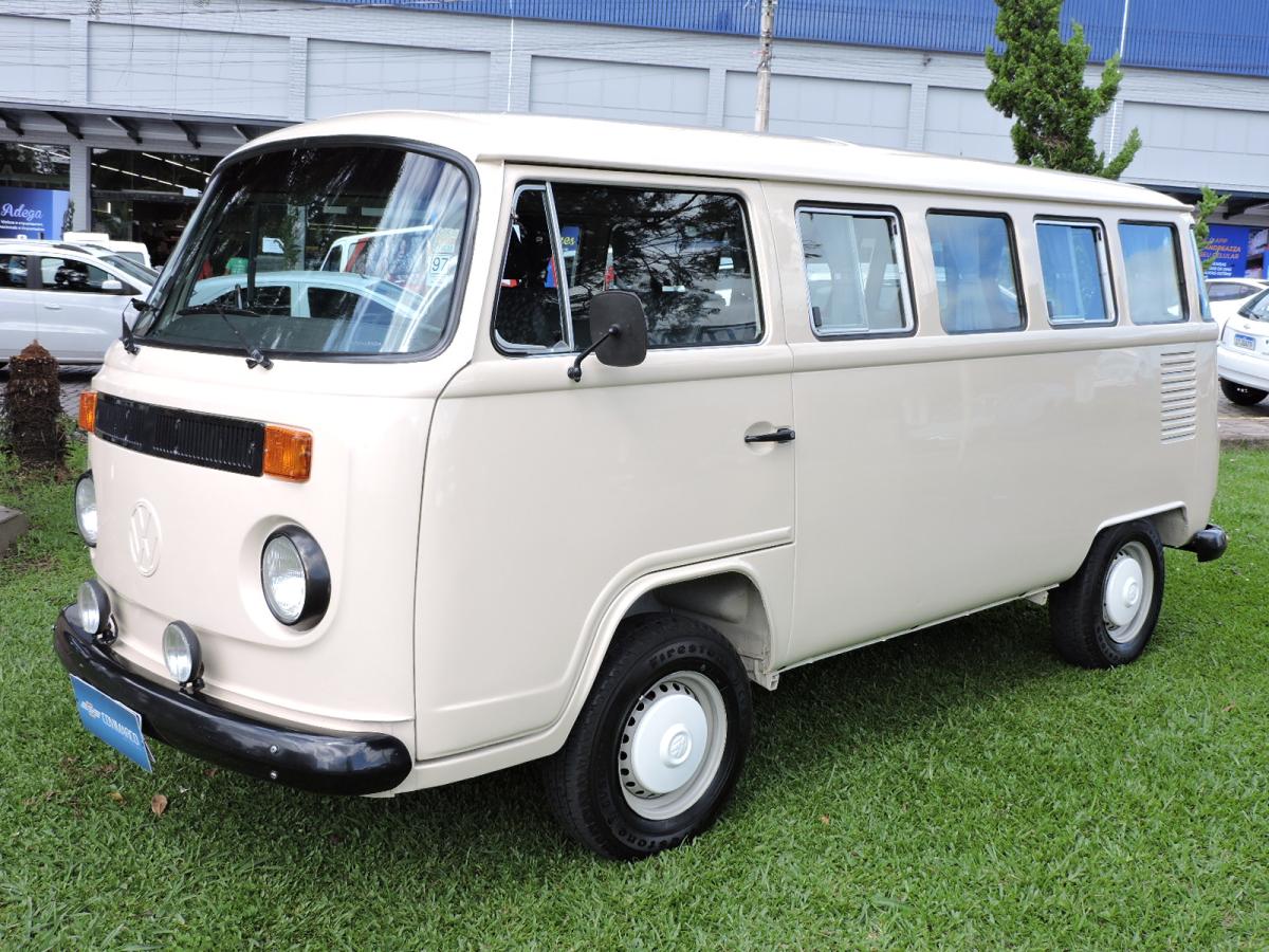 Kombi - Foto #7 do anúncio à venda de Carro clássico