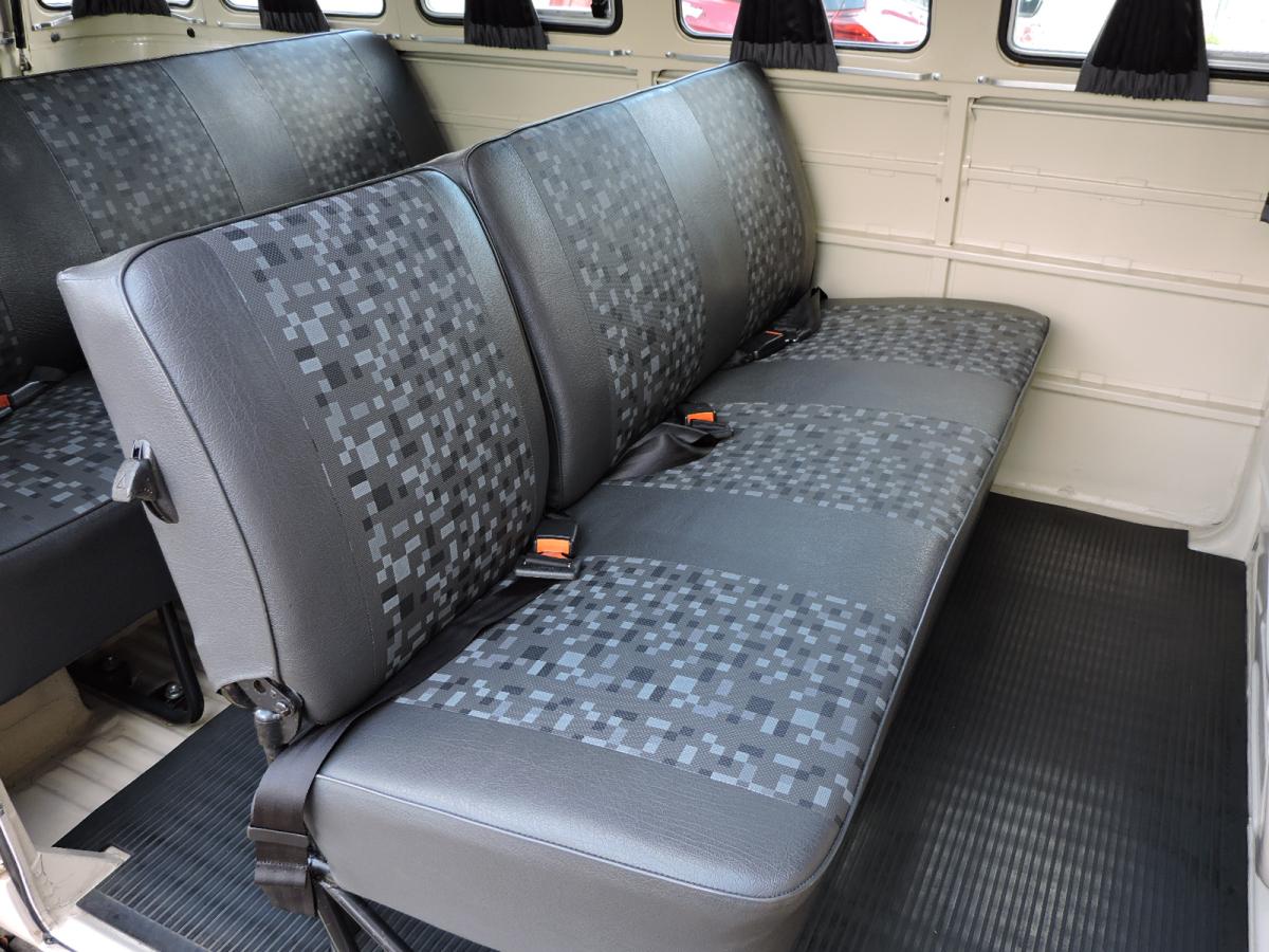 Kombi - Foto #10 do anúncio à venda de Carro clássico