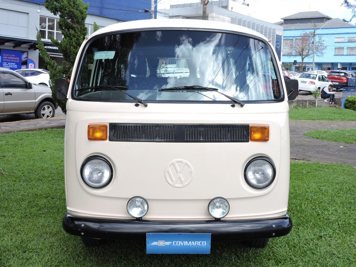 Kombi - Foto #11 do anúncio à venda de Carro clássico