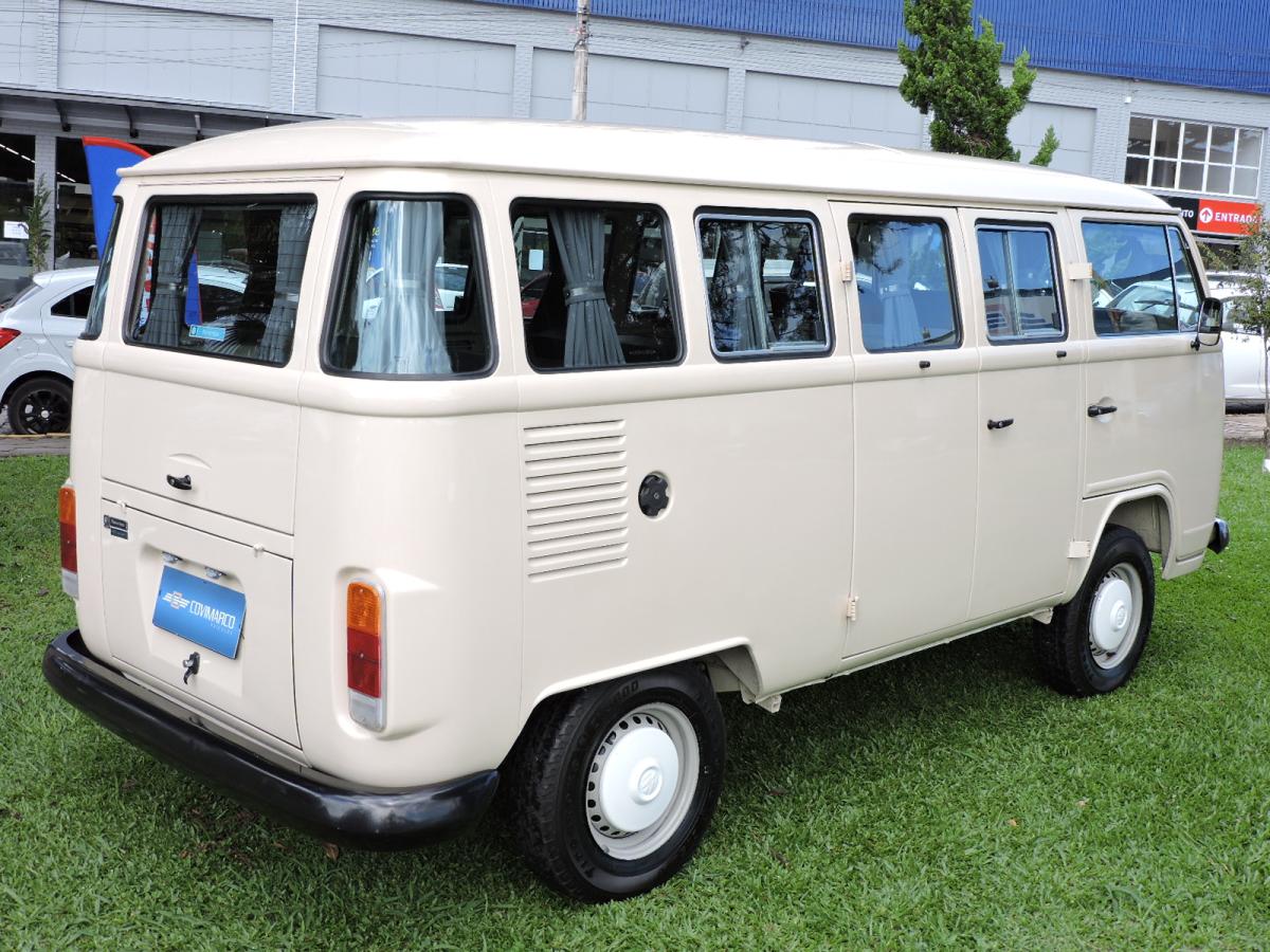 Kombi - Foto #13 do anúncio à venda de Carro clássico