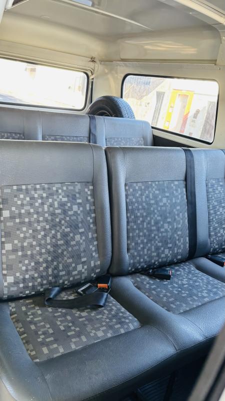 Kombi - Foto #3 do anúncio à venda de Carro clássico